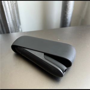 COPY - IQos case and holder